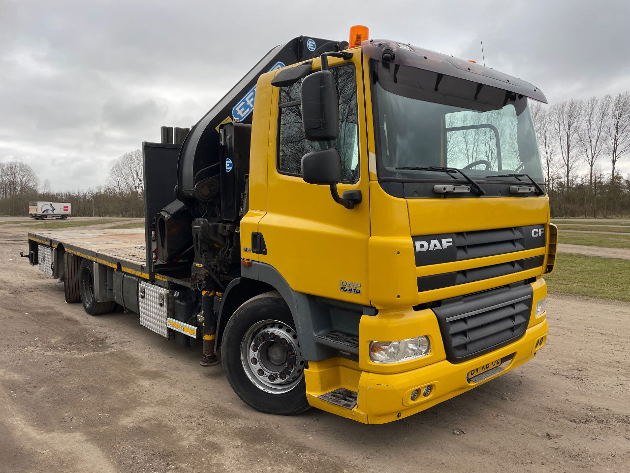 DAF 85.410 Met Effer 470 6s laadkraan ladekran loadercrane crane palfinger hiab - Kamion s kranom: slika DAF 85.410 Met Effer 470 6s laadkraan ladekran loadercrane crane palfinger hiab - Kamion s kranom DAF 85.410 Met Effer 470 6s laadkraan ladekran loadercrane crane palfinger hiab - Kamion s kranom: slika DAF 85.410 Met Effer 470 6s laadkraan ladekran loadercrane crane palfinger hiab - Kamion s kranom