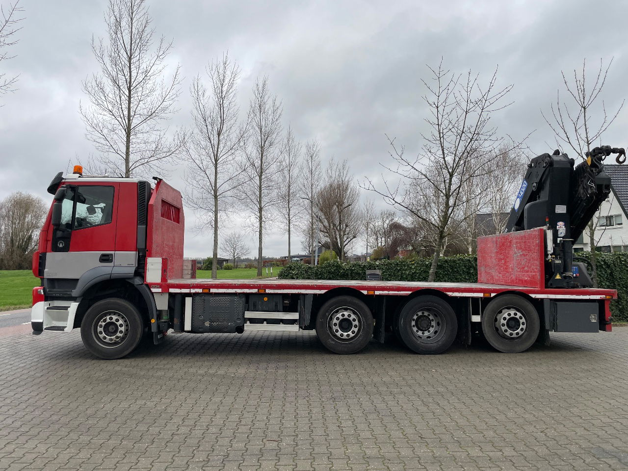 Iveco Stralis 360 with HMF 4020 K5 crane - Kamion s kranom: slika Iveco Stralis 360 with HMF 4020 K5 crane - Kamion s kranom Iveco Stralis 360 with HMF 4020 K5 crane - Kamion s kranom: slika Iveco Stralis 360 with HMF 4020 K5 crane - Kamion s kranom
