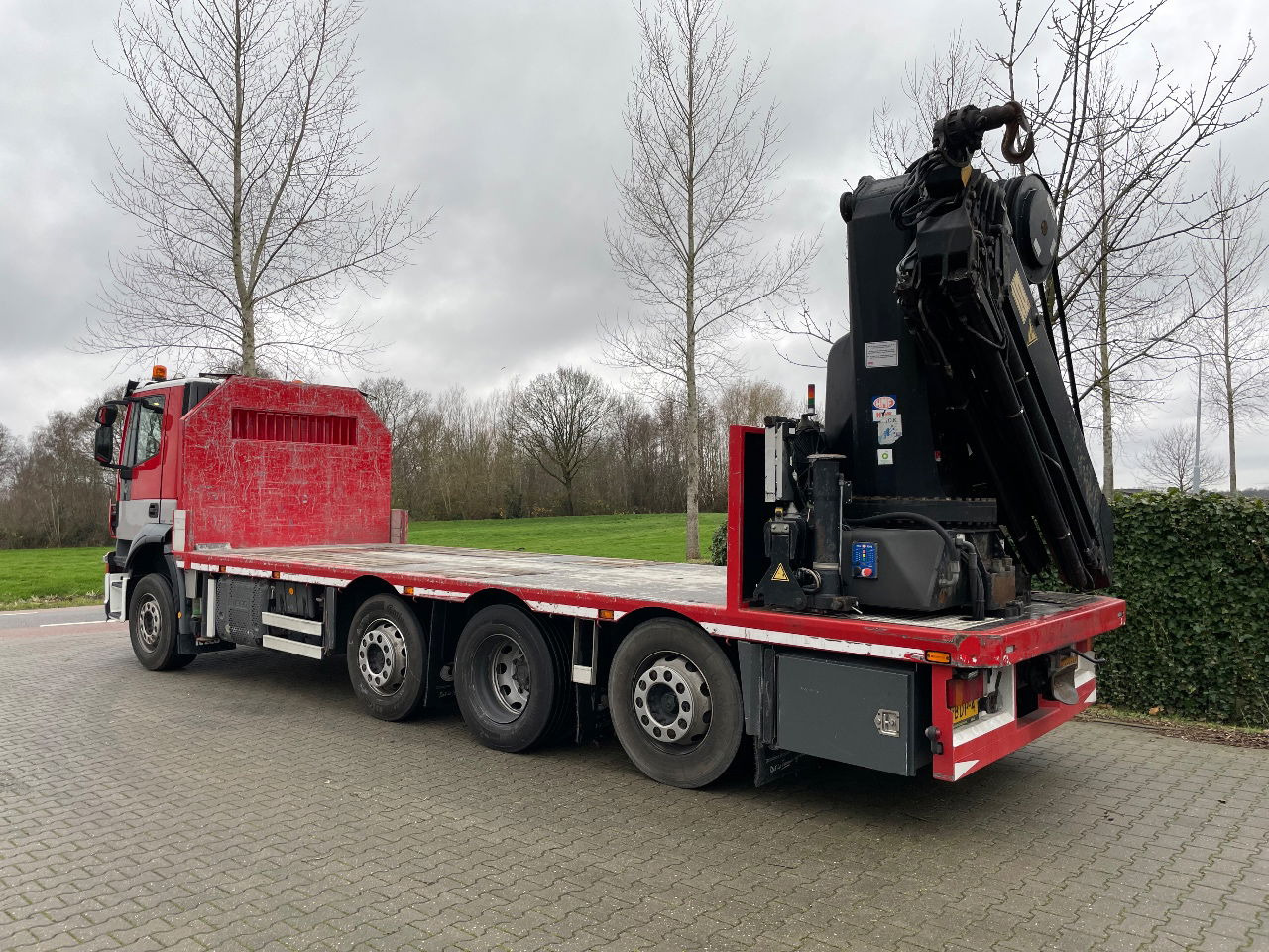 Iveco Stralis 360 with HMF 4020 K5 crane - Kamion s kranom: slika Iveco Stralis 360 with HMF 4020 K5 crane - Kamion s kranom Iveco Stralis 360 with HMF 4020 K5 crane - Kamion s kranom: slika Iveco Stralis 360 with HMF 4020 K5 crane - Kamion s kranom