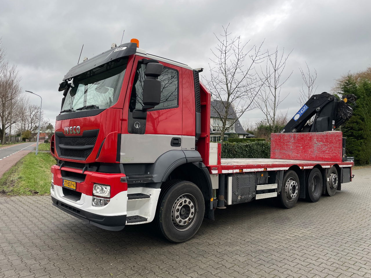 Iveco Stralis 360 with HMF 4020 K5 crane - Kamion s kranom: slika Iveco Stralis 360 with HMF 4020 K5 crane - Kamion s kranom Iveco Stralis 360 with HMF 4020 K5 crane - Kamion s kranom: slika Iveco Stralis 360 with HMF 4020 K5 crane - Kamion s kranom