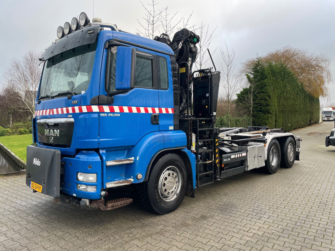 MAN TGS 26.360 with palfinger Z crane, remote controled crane - Transporter kontejnera/ Kamion s izmjenjivim sanducima, Kamion s kranom: slika MAN TGS 26.360 with palfinger Z crane, remote controled crane - Transporter kontejnera/ Kamion s izmjenjivim sanducima, Kamion s kranom MAN TGS 26.360 with palfinger Z crane, remote controled crane - Transporter kontejnera/ Kamion s izmjenjivim sanducima, Kamion s kranom: slika MAN TGS 26.360 with palfinger Z crane, remote controled crane - Transporter kontejnera/ Kamion s izmjenjivim sanducima, Kamion s kranom