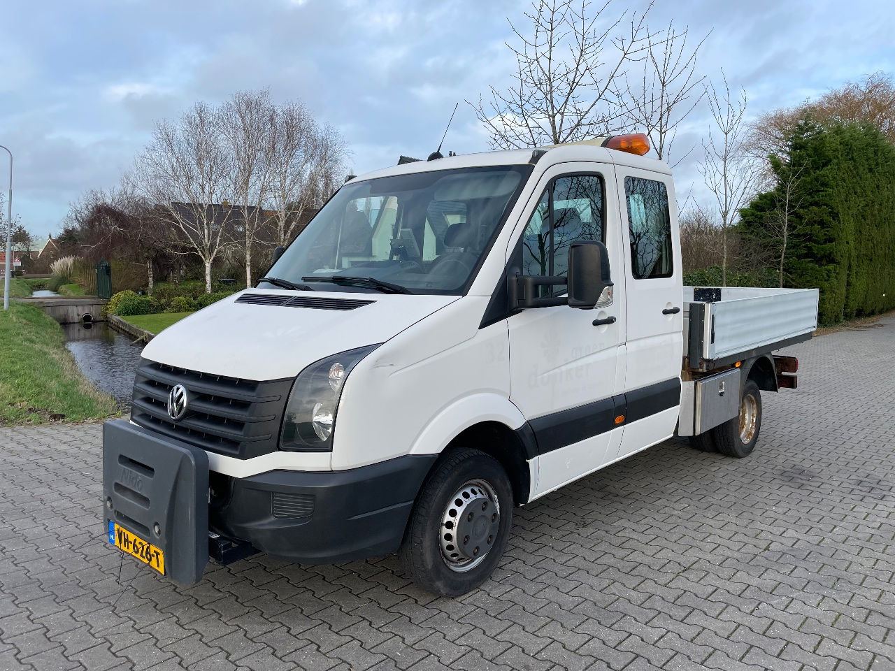 Volkswagen Crafter 46 dubbele cabine - Dostavno vozilo s ravnom platformom: slika Volkswagen Crafter 46 dubbele cabine - Dostavno vozilo s ravnom platformom Volkswagen Crafter 46 dubbele cabine - Dostavno vozilo s ravnom platformom: slika Volkswagen Crafter 46 dubbele cabine - Dostavno vozilo s ravnom platformom