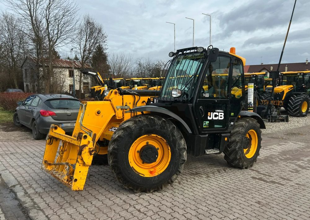 JCB 535-95 - Teleskopski rukovatelj: slika JCB 535-95 - Teleskopski rukovatelj JCB 535-95 - Teleskopski rukovatelj: slika JCB 535-95 - Teleskopski rukovatelj