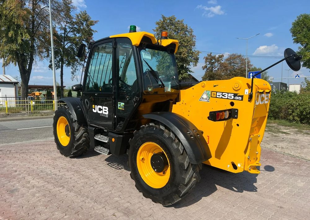 JCB 535-95 turbo - Teleskopski rukovatelj: slika JCB 535-95 turbo - Teleskopski rukovatelj JCB 535-95 turbo - Teleskopski rukovatelj: slika JCB 535-95 turbo - Teleskopski rukovatelj