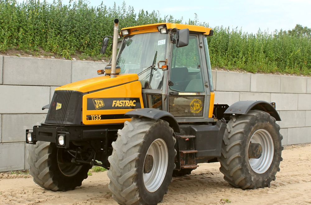 JCB Fastrac 1135 - Traktor: slika JCB Fastrac 1135 - Traktor JCB Fastrac 1135 - Traktor: slika JCB Fastrac 1135 - Traktor