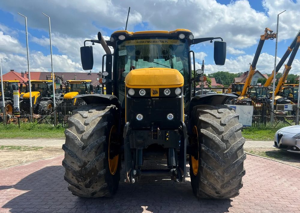 JCB Fastrac 4220 - Traktor: slika JCB Fastrac 4220 - Traktor JCB Fastrac 4220 - Traktor: slika JCB Fastrac 4220 - Traktor