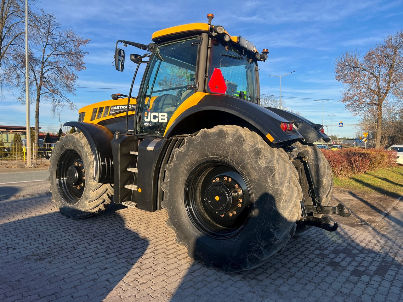 JCB Fastrac 8310 - Traktor: slika JCB Fastrac 8310 - Traktor JCB Fastrac 8310 - Traktor: slika JCB Fastrac 8310 - Traktor