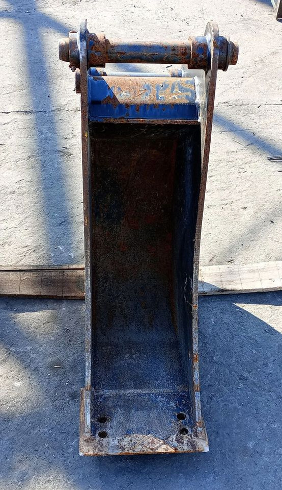 ŁYŻKA KOPIĄCA JCB bez zębów - Korpa za bager: slika ŁYŻKA KOPIĄCA JCB bez zębów - Korpa za bager ŁYŻKA KOPIĄCA JCB bez zębów - Korpa za bager: slika ŁYŻKA KOPIĄCA JCB bez zębów - Korpa za bager