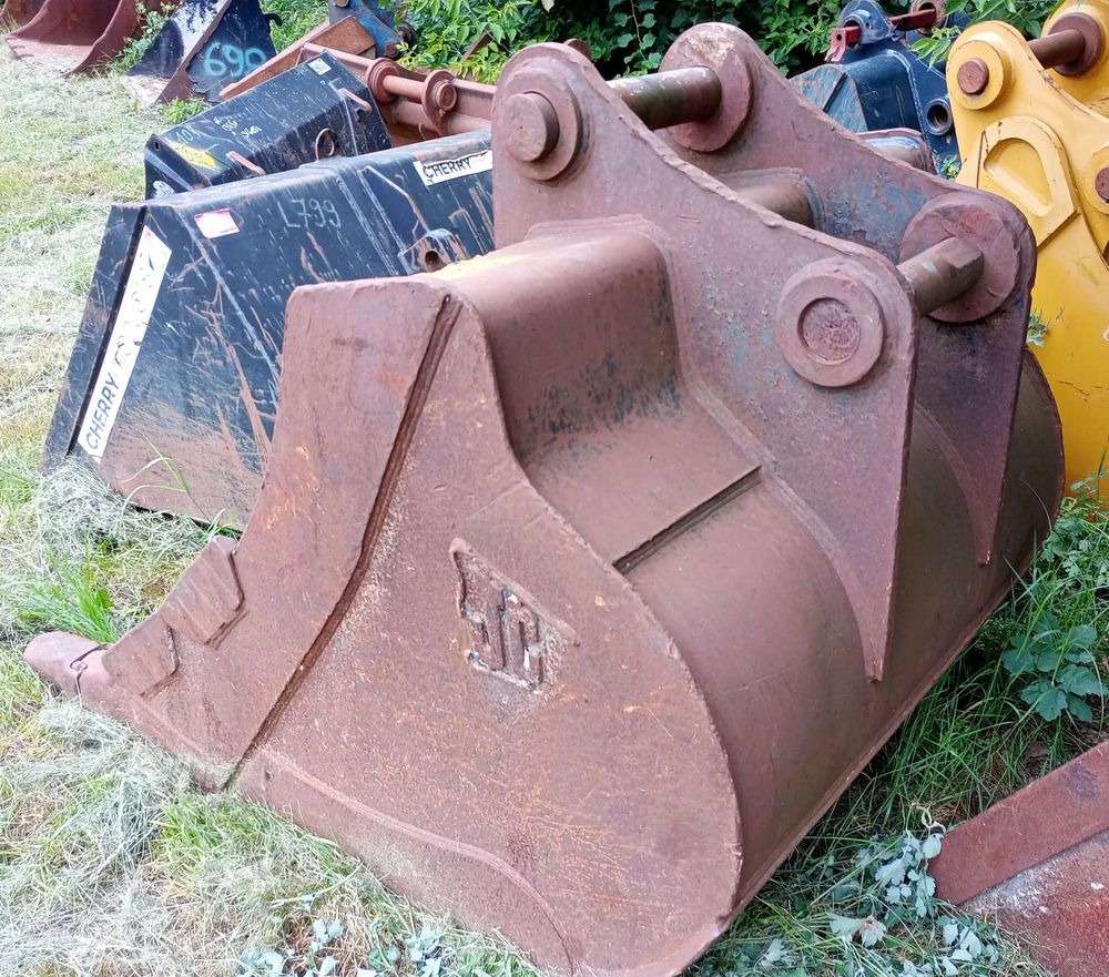 ŁYŻKA KOPIĄCA z zębami JCB 60", 90mm, 30t - Korpa za bager: slika ŁYŻKA KOPIĄCA z zębami JCB 60", 90mm, 30t - Korpa za bager ŁYŻKA KOPIĄCA z zębami JCB 60", 90mm, 30t - Korpa za bager: slika ŁYŻKA KOPIĄCA z zębami JCB 60", 90mm, 30t - Korpa za bager
