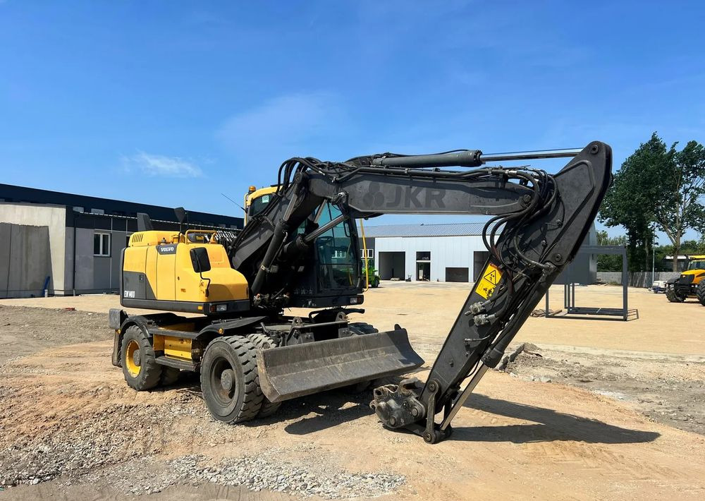 Volvo EW 140D | IGŁA | PO WYMIANACH OLEJU - Bager gusjeničar: slika Volvo EW 140D | IGŁA | PO WYMIANACH OLEJU - Bager gusjeničar Volvo EW 140D | IGŁA | PO WYMIANACH OLEJU - Bager gusjeničar: slika Volvo EW 140D | IGŁA | PO WYMIANACH OLEJU - Bager gusjeničar