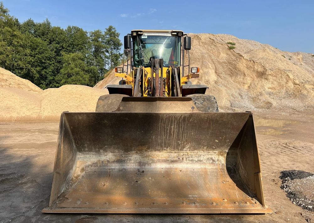 Volvo Volvo L110F - Utovarivač na kotačima: slika Volvo Volvo L110F - Utovarivač na kotačima Volvo Volvo L110F - Utovarivač na kotačima: slika Volvo Volvo L110F - Utovarivač na kotačima