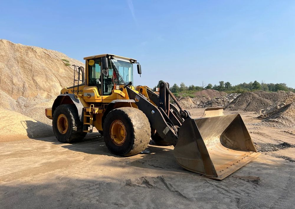 Volvo Volvo L110F - Utovarivač na kotačima: slika Volvo Volvo L110F - Utovarivač na kotačima Volvo Volvo L110F - Utovarivač na kotačima: slika Volvo Volvo L110F - Utovarivač na kotačima