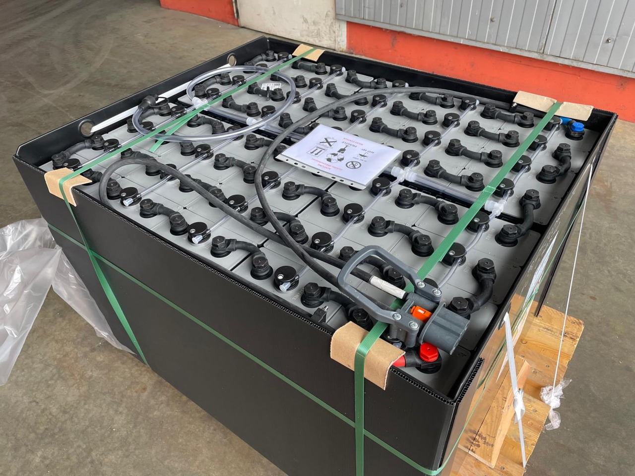 Eternity 80V 5 EPzS 625 - Akumulator za Oprema za rukovanje materijalima: slika Eternity 80V 5 EPzS 625 - Akumulator za Oprema za rukovanje materijalima Eternity 80V 5 EPzS 625 - Akumulator za Oprema za rukovanje materijalima: slika Eternity 80V 5 EPzS 625 - Akumulator za Oprema za rukovanje materijalima