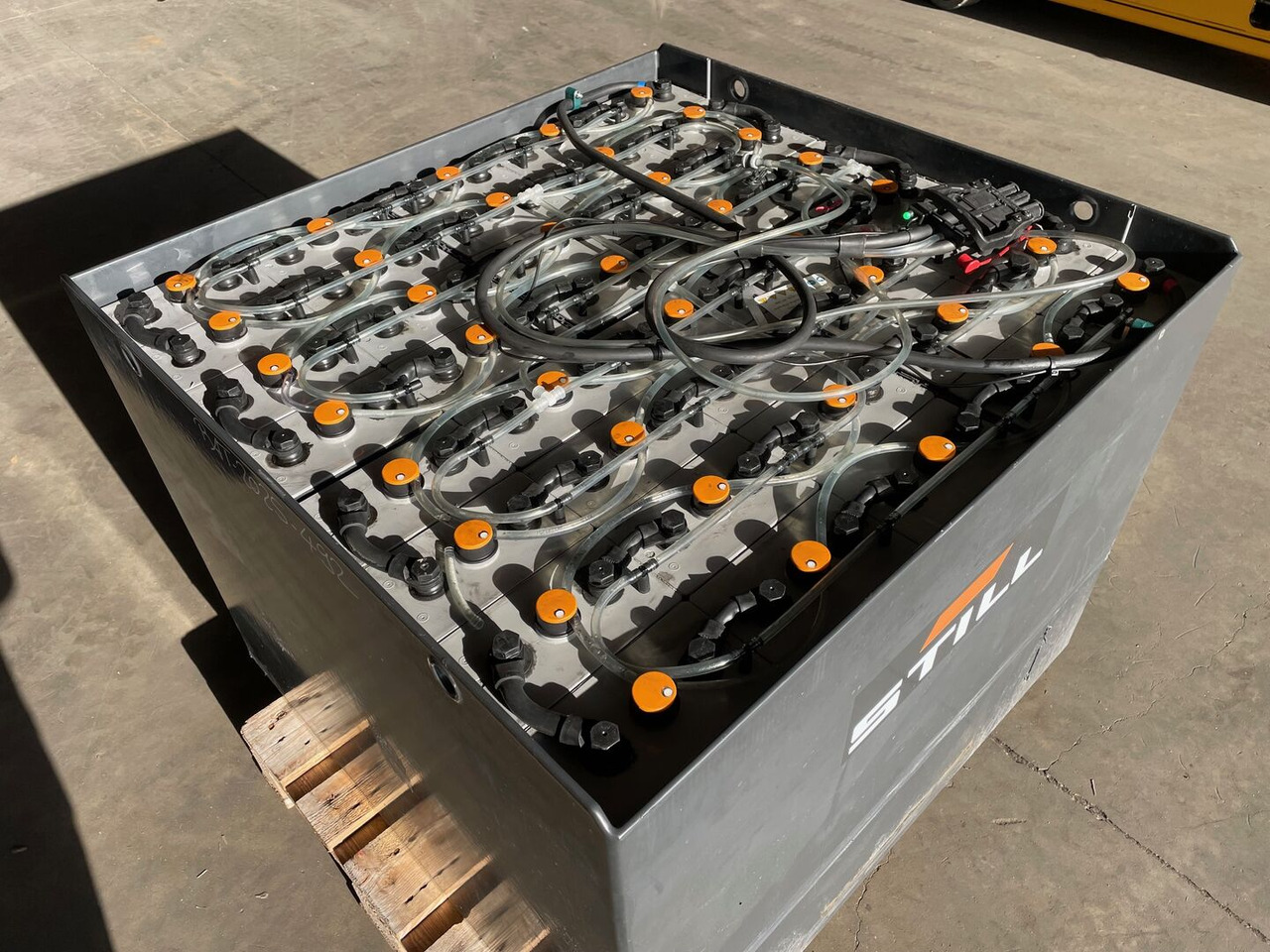 Exide 80V 6 PZS 930 - Akumulator za Oprema za rukovanje materijalima: slika Exide 80V 6 PZS 930 - Akumulator za Oprema za rukovanje materijalima Exide 80V 6 PZS 930 - Akumulator za Oprema za rukovanje materijalima: slika Exide 80V 6 PZS 930 - Akumulator za Oprema za rukovanje materijalima