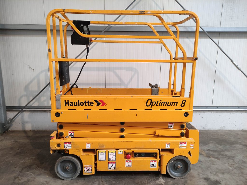 Haulotte OPTIMUM8 - Škarasta podizna platforma: slika Haulotte OPTIMUM8 - Škarasta podizna platforma Haulotte OPTIMUM8 - Škarasta podizna platforma: slika Haulotte OPTIMUM8 - Škarasta podizna platforma