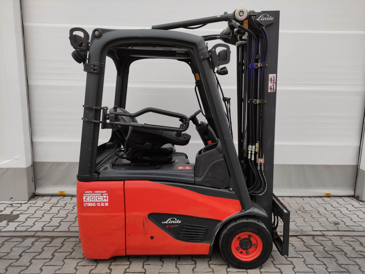 Linde E14-02-386 - Električni viličar: slika Linde E14-02-386 - Električni viličar Linde E14-02-386 - Električni viličar: slika Linde E14-02-386 - Električni viličar