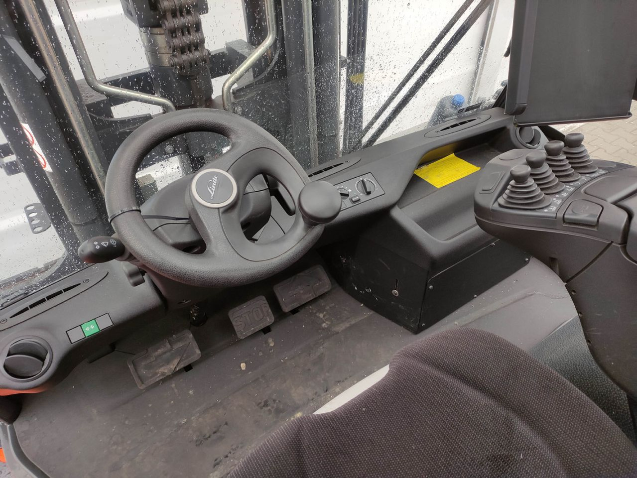 Linde H80D-03/900-396 EVO - Diesel viličar: slika Linde H80D-03/900-396 EVO - Diesel viličar Linde H80D-03/900-396 EVO - Diesel viličar: slika Linde H80D-03/900-396 EVO - Diesel viličar