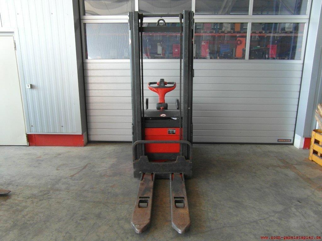 Linde L16APi-372 - Slagač stoga: slika Linde L16APi-372 - Slagač stoga Linde L16APi-372 - Slagač stoga: slika Linde L16APi-372 - Slagač stoga