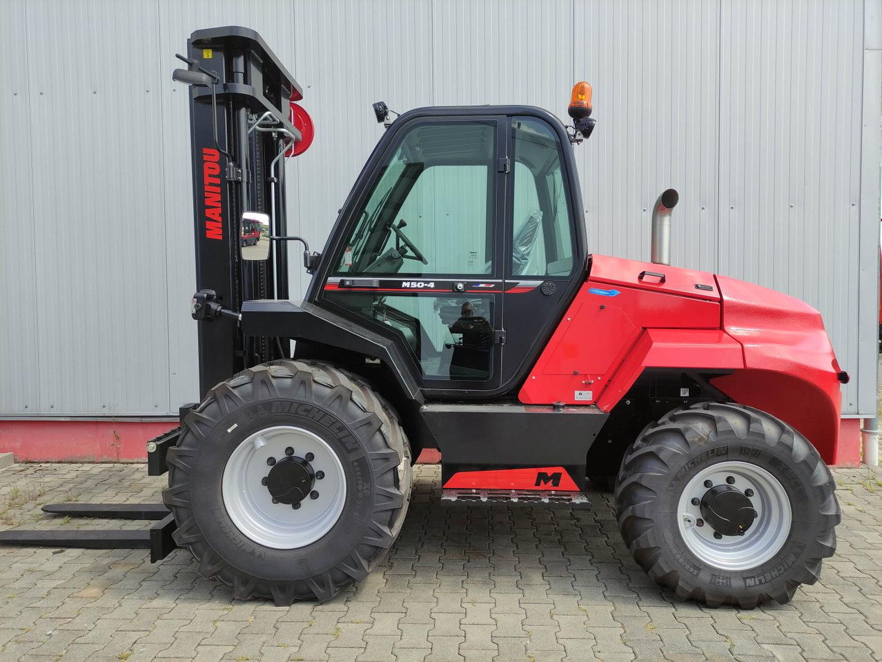 Manitou M50-4-D (NEU) - Viličar za teške terene: slika Manitou M50-4-D (NEU) - Viličar za teške terene Manitou M50-4-D (NEU) - Viličar za teške terene: slika Manitou M50-4-D (NEU) - Viličar za teške terene