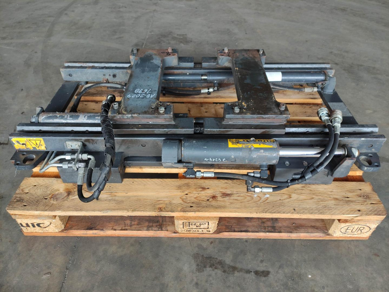 Stabau S11-ZVP 48 S - Vilice za Oprema za rukovanje materijalima: slika Stabau S11-ZVP 48 S - Vilice za Oprema za rukovanje materijalima Stabau S11-ZVP 48 S - Vilice za Oprema za rukovanje materijalima: slika Stabau S11-ZVP 48 S - Vilice za Oprema za rukovanje materijalima