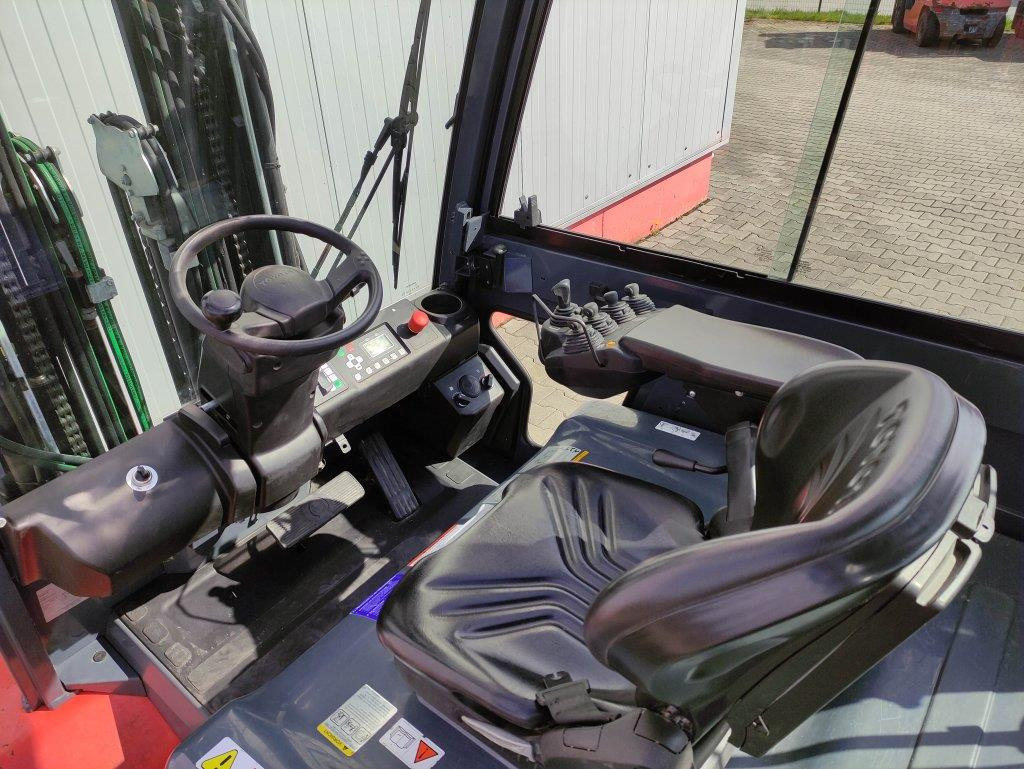 Toyota Traigo 80-8FBMT45 - Električni viličar: slika Toyota Traigo 80-8FBMT45 - Električni viličar Toyota Traigo 80-8FBMT45 - Električni viličar: slika Toyota Traigo 80-8FBMT45 - Električni viličar