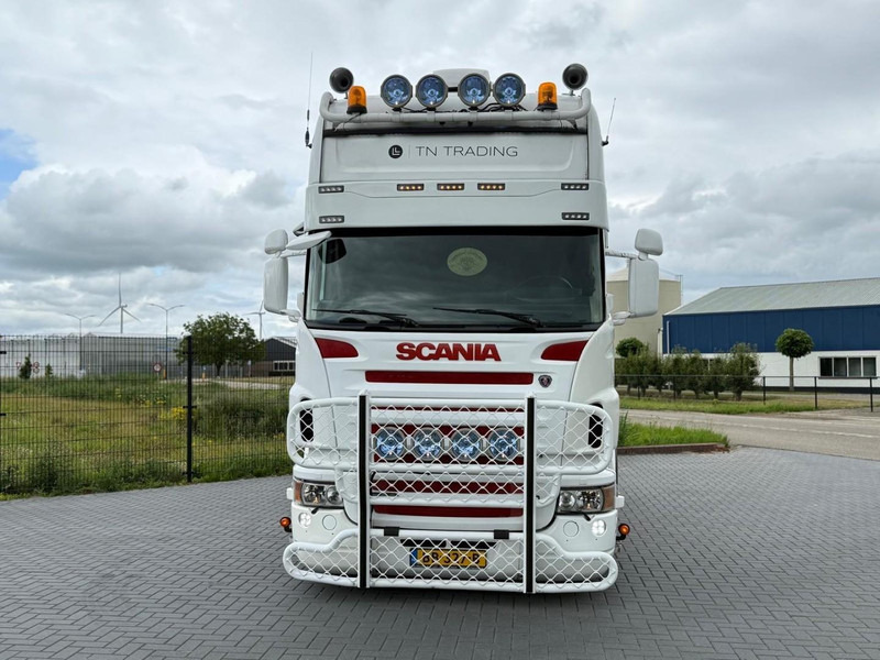 Scania R 560 SHOW TRUCK, RETARDER, LEATHER, I-PARK, TOP. - Tegljač: slika Scania R 560 SHOW TRUCK, RETARDER, LEATHER, I-PARK, TOP. - Tegljač Scania R 560 SHOW TRUCK, RETARDER, LEATHER, I-PARK, TOP. - Tegljač: slika Scania R 560 SHOW TRUCK, RETARDER, LEATHER, I-PARK, TOP. - Tegljač