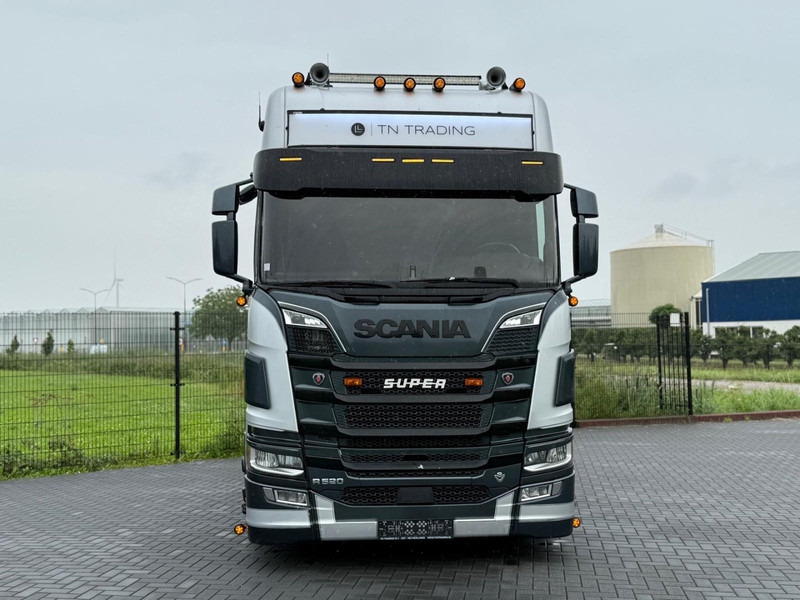 Scania R520 V8 NGS 6 BALLOONS, FULL AIR, RETARDER, 2X TANK, SHOW, FULL SPOILER. - Tegljač: slika Scania R520 V8 NGS 6 BALLOONS, FULL AIR, RETARDER, 2X TANK, SHOW, FULL SPOILER. - Tegljač Scania R520 V8 NGS 6 BALLOONS, FULL AIR, RETARDER, 2X TANK, SHOW, FULL SPOILER. - Tegljač: slika Scania R520 V8 NGS 6 BALLOONS, FULL AIR, RETARDER, 2X TANK, SHOW, FULL SPOILER. - Tegljač