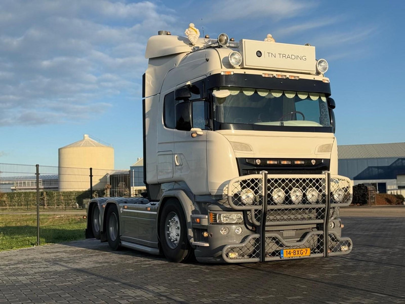 Scania R580 VOLLE SHOWTRUCK, VOLLUCHT, OPEN UITLAAT, INTERIEUR. - Tegljač: slika Scania R580 VOLLE SHOWTRUCK, VOLLUCHT, OPEN UITLAAT, INTERIEUR. - Tegljač Scania R580 VOLLE SHOWTRUCK, VOLLUCHT, OPEN UITLAAT, INTERIEUR. - Tegljač: slika Scania R580 VOLLE SHOWTRUCK, VOLLUCHT, OPEN UITLAAT, INTERIEUR. - Tegljač