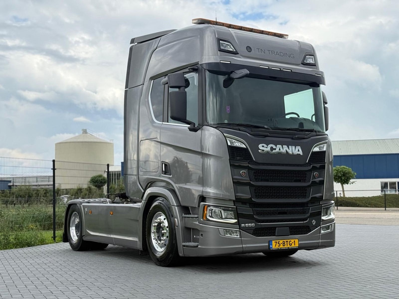Scania R650 V8 FULL AIR, ALCOA, LEATHER, RETARDER, PTO. - Tegljač: slika Scania R650 V8 FULL AIR, ALCOA, LEATHER, RETARDER, PTO. - Tegljač Scania R650 V8 FULL AIR, ALCOA, LEATHER, RETARDER, PTO. - Tegljač: slika Scania R650 V8 FULL AIR, ALCOA, LEATHER, RETARDER, PTO. - Tegljač