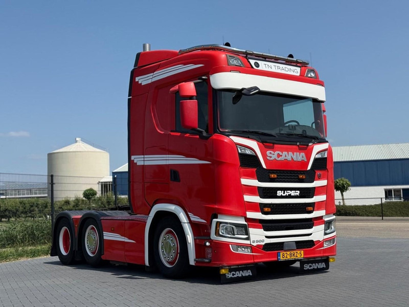 Scania S500 VOLLUCHT, GESTUURD, SHOWTRUCK, LEER. - Tegljač: slika Scania S500 VOLLUCHT, GESTUURD, SHOWTRUCK, LEER. - Tegljač Scania S500 VOLLUCHT, GESTUURD, SHOWTRUCK, LEER. - Tegljač: slika Scania S500 VOLLUCHT, GESTUURD, SHOWTRUCK, LEER. - Tegljač