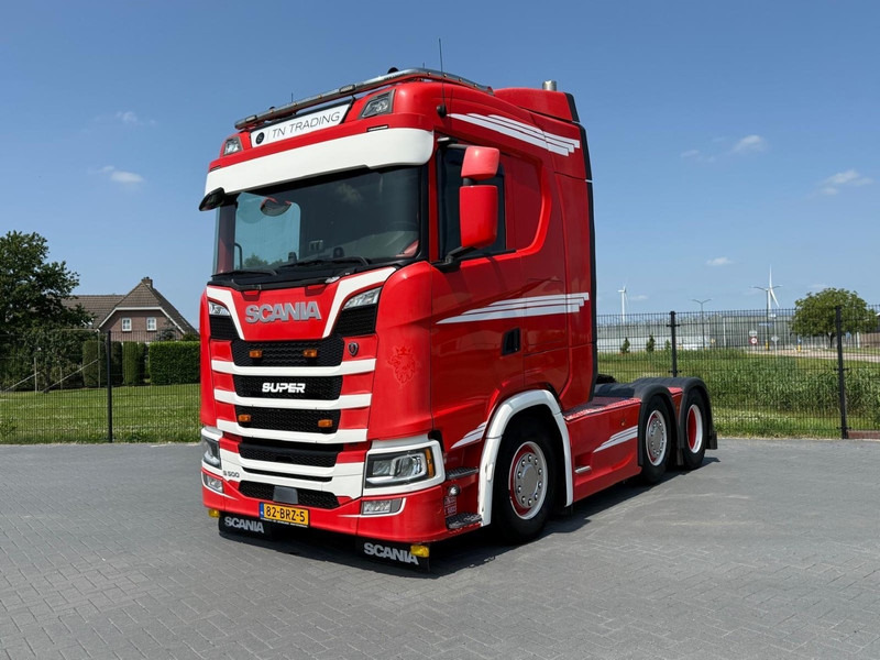 Scania S500 VOLLUCHT, GESTUURD, SHOWTRUCK, LEER. - Tegljač: slika Scania S500 VOLLUCHT, GESTUURD, SHOWTRUCK, LEER. - Tegljač Scania S500 VOLLUCHT, GESTUURD, SHOWTRUCK, LEER. - Tegljač: slika Scania S500 VOLLUCHT, GESTUURD, SHOWTRUCK, LEER. - Tegljač