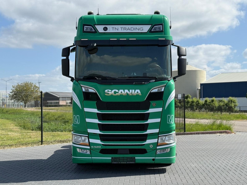 Scania S520 V8 NGS NO EGR, 2.95WB, FULL SPOILER, RETARDER, FULL AIR. - Tegljač: slika Scania S520 V8 NGS NO EGR, 2.95WB, FULL SPOILER, RETARDER, FULL AIR. - Tegljač Scania S520 V8 NGS NO EGR, 2.95WB, FULL SPOILER, RETARDER, FULL AIR. - Tegljač: slika Scania S520 V8 NGS NO EGR, 2.95WB, FULL SPOILER, RETARDER, FULL AIR. - Tegljač