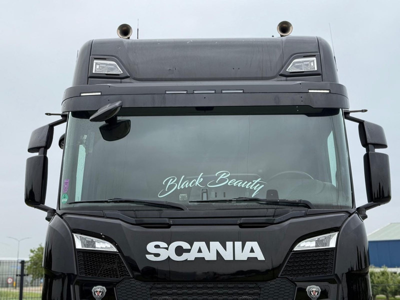 Scania S580 V8 NGS RETARDER, LEATHER, 2X TANK, TOP CONDITION! - Tegljač: slika Scania S580 V8 NGS RETARDER, LEATHER, 2X TANK, TOP CONDITION! - Tegljač Scania S580 V8 NGS RETARDER, LEATHER, 2X TANK, TOP CONDITION! - Tegljač: slika Scania S580 V8 NGS RETARDER, LEATHER, 2X TANK, TOP CONDITION! - Tegljač