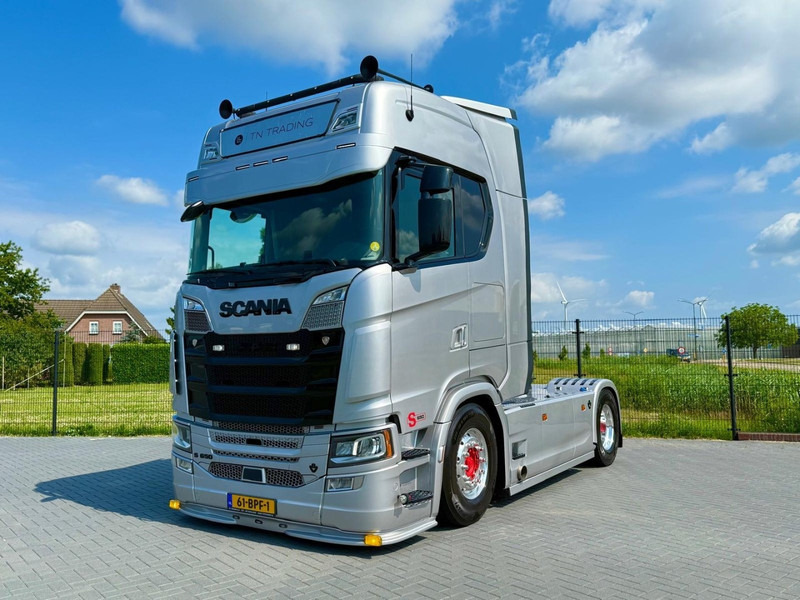 Scania S650 ADR, FULL AIR, LEATHER, SHOW, INTERIOR, LIKE NEW! - Tegljač: slika Scania S650 ADR, FULL AIR, LEATHER, SHOW, INTERIOR, LIKE NEW! - Tegljač Scania S650 ADR, FULL AIR, LEATHER, SHOW, INTERIOR, LIKE NEW! - Tegljač: slika Scania S650 ADR, FULL AIR, LEATHER, SHOW, INTERIOR, LIKE NEW! - Tegljač