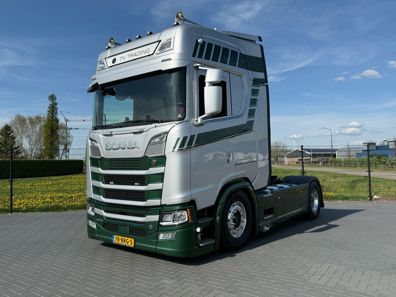 Scania S650 FULL AIR, ALCOA, LEATHER, RETARDER, 2X TANK. - Tegljač: slika Scania S650 FULL AIR, ALCOA, LEATHER, RETARDER, 2X TANK. - Tegljač Scania S650 FULL AIR, ALCOA, LEATHER, RETARDER, 2X TANK. - Tegljač: slika Scania S650 FULL AIR, ALCOA, LEATHER, RETARDER, 2X TANK. - Tegljač