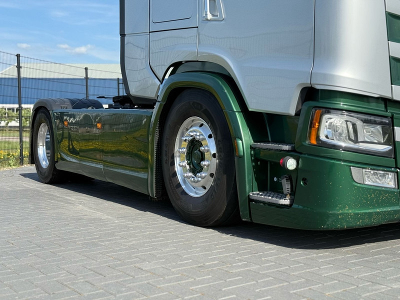 Scania S650 FULL AIR, ALCOA, LEATHER, RETARDER, 2X TANK. - Tegljač: slika Scania S650 FULL AIR, ALCOA, LEATHER, RETARDER, 2X TANK. - Tegljač Scania S650 FULL AIR, ALCOA, LEATHER, RETARDER, 2X TANK. - Tegljač: slika Scania S650 FULL AIR, ALCOA, LEATHER, RETARDER, 2X TANK. - Tegljač