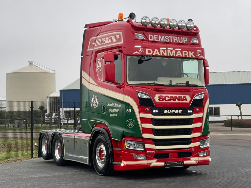 Scania S650 V8 NGS SHOW TRUCK, FULL AIR, RETARDER, PTO/HYDRAULIC! - Tegljač: slika Scania S650 V8 NGS SHOW TRUCK, FULL AIR, RETARDER, PTO/HYDRAULIC! - Tegljač Scania S650 V8 NGS SHOW TRUCK, FULL AIR, RETARDER, PTO/HYDRAULIC! - Tegljač: slika Scania S650 V8 NGS SHOW TRUCK, FULL AIR, RETARDER, PTO/HYDRAULIC! - Tegljač
