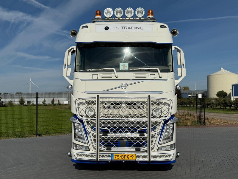 Volvo FH 13.460 SHOWSTAAT, HYDRAULIEK, COMPRESSOR, ADR, I-PARK COOL, INTERIEUR. - Tegljač: slika Volvo FH 13.460 SHOWSTAAT, HYDRAULIEK, COMPRESSOR, ADR, I-PARK COOL, INTERIEUR. - Tegljač Volvo FH 13.460 SHOWSTAAT, HYDRAULIEK, COMPRESSOR, ADR, I-PARK COOL, INTERIEUR. - Tegljač: slika Volvo FH 13.460 SHOWSTAAT, HYDRAULIEK, COMPRESSOR, ADR, I-PARK COOL, INTERIEUR. - Tegljač