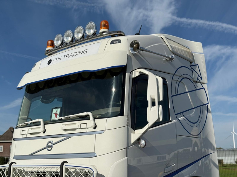 Volvo FH 13.460 SHOWSTAAT, HYDRAULIEK, COMPRESSOR, ADR, I-PARK COOL, INTERIEUR. - Tegljač: slika Volvo FH 13.460 SHOWSTAAT, HYDRAULIEK, COMPRESSOR, ADR, I-PARK COOL, INTERIEUR. - Tegljač Volvo FH 13.460 SHOWSTAAT, HYDRAULIEK, COMPRESSOR, ADR, I-PARK COOL, INTERIEUR. - Tegljač: slika Volvo FH 13.460 SHOWSTAAT, HYDRAULIEK, COMPRESSOR, ADR, I-PARK COOL, INTERIEUR. - Tegljač
