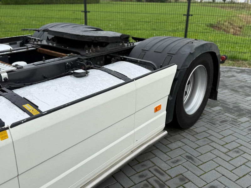 Tegljač Volvo FH 13.460XL Turbocompound, leer, vollucht, 2 tanks, dubbel glas, vol spoiler.: slika Tegljač Volvo FH 13.460XL Turbocompound, leer, vollucht, 2 tanks, dubbel glas, vol spoiler.