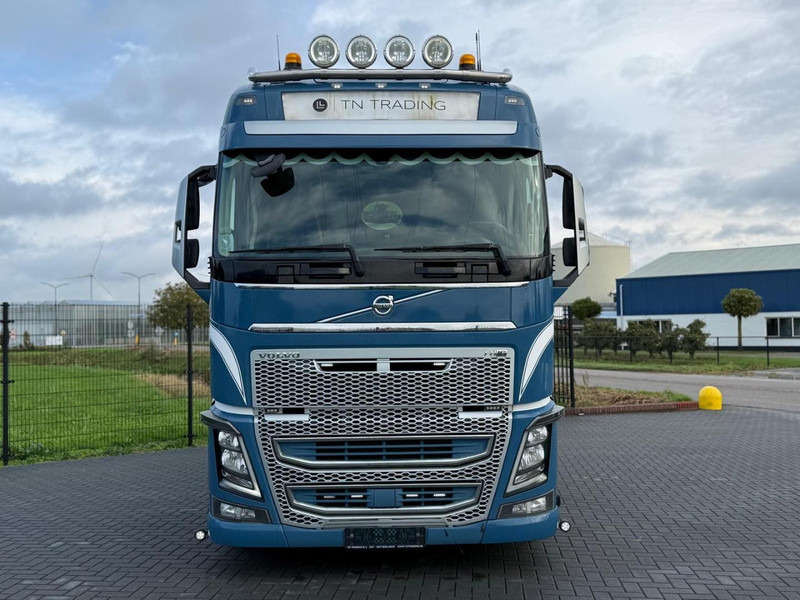 Volvo FH16.650 VOLLUCHT, HYDRAULIEK, SHOW INTERIEUR, DYNAMIC STEERING. - Tegljač: slika Volvo FH16.650 VOLLUCHT, HYDRAULIEK, SHOW INTERIEUR, DYNAMIC STEERING. - Tegljač Volvo FH16.650 VOLLUCHT, HYDRAULIEK, SHOW INTERIEUR, DYNAMIC STEERING. - Tegljač: slika Volvo FH16.650 VOLLUCHT, HYDRAULIEK, SHOW INTERIEUR, DYNAMIC STEERING. - Tegljač