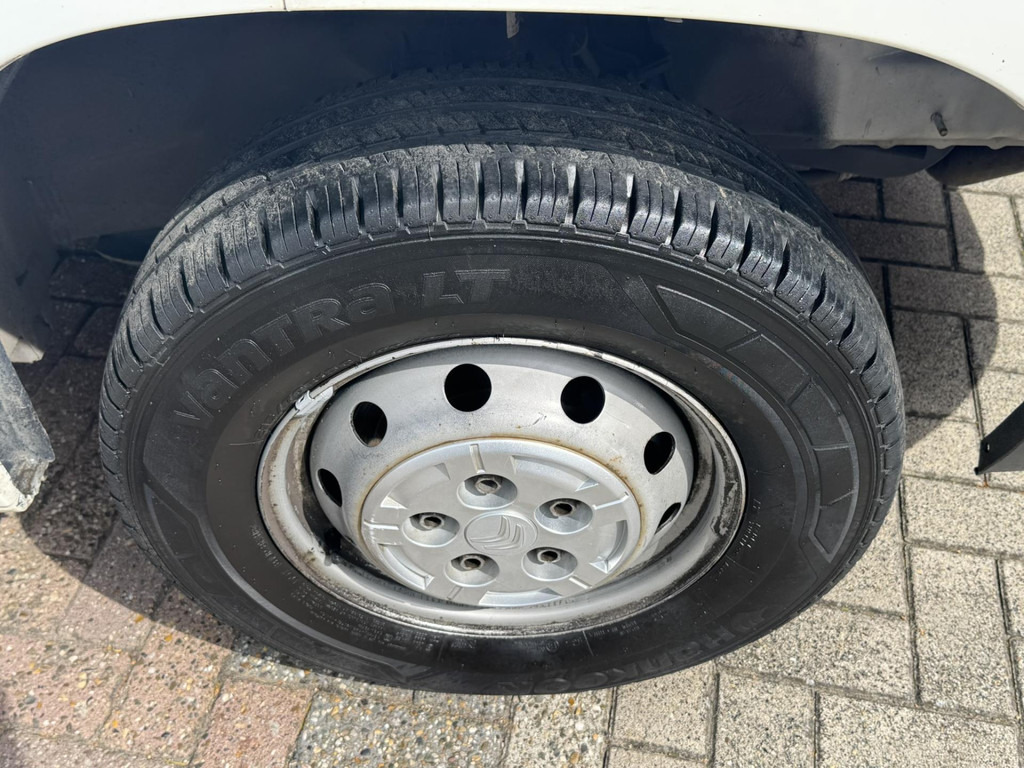 Citroën Jumper-35 2.2 HDI L3H3 Airco Trekhaak Lat om Lat betimmering Radio usb+bluetooth - Furgon: slika Citroën Jumper-35 2.2 HDI L3H3 Airco Trekhaak Lat om Lat betimmering Radio usb+bluetooth - Furgon Citroën Jumper-35 2.2 HDI L3H3 Airco Trekhaak Lat om Lat betimmering Radio usb+bluetooth - Furgon: slika Citroën Jumper-35 2.2 HDI L3H3 Airco Trekhaak Lat om Lat betimmering Radio usb+bluetooth - Furgon