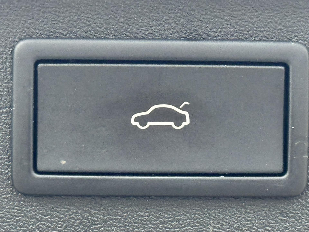 SUV Škoda Kodiaq-1.5 TSI PHEV Business Edition Full LED Adaptive cruis Climate Stoel-Stuurverwarming Apple / Android Navi Camera: slika SUV Škoda Kodiaq-1.5 TSI PHEV Business Edition Full LED Adaptive cruis Climate Stoel-Stuurverwarming Apple / Android Navi Camera SUV Škoda Kodiaq-1.5 TSI PHEV Business Edition Full LED Adaptive cruis Climate Stoel-Stuurverwarming Apple / Android Navi Camera: slika SUV Škoda Kodiaq-1.5 TSI PHEV Business Edition Full LED Adaptive cruis Climate Stoel-Stuurverwarming Apple / Android Navi Camera