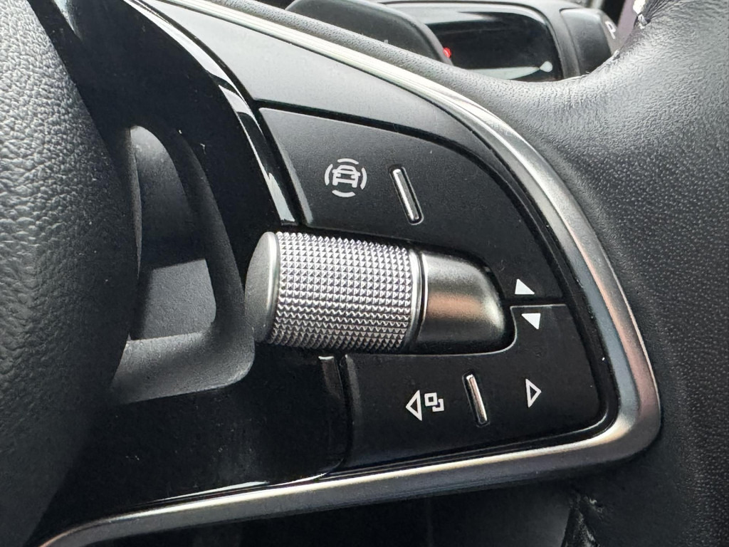 SUV Škoda Kodiaq-1.5 TSI PHEV Business Edition Full LED Adaptive cruis Climate Stoel-Stuurverwarming Apple / Android Navi Camera: slika SUV Škoda Kodiaq-1.5 TSI PHEV Business Edition Full LED Adaptive cruis Climate Stoel-Stuurverwarming Apple / Android Navi Camera SUV Škoda Kodiaq-1.5 TSI PHEV Business Edition Full LED Adaptive cruis Climate Stoel-Stuurverwarming Apple / Android Navi Camera: slika SUV Škoda Kodiaq-1.5 TSI PHEV Business Edition Full LED Adaptive cruis Climate Stoel-Stuurverwarming Apple / Android Navi Camera