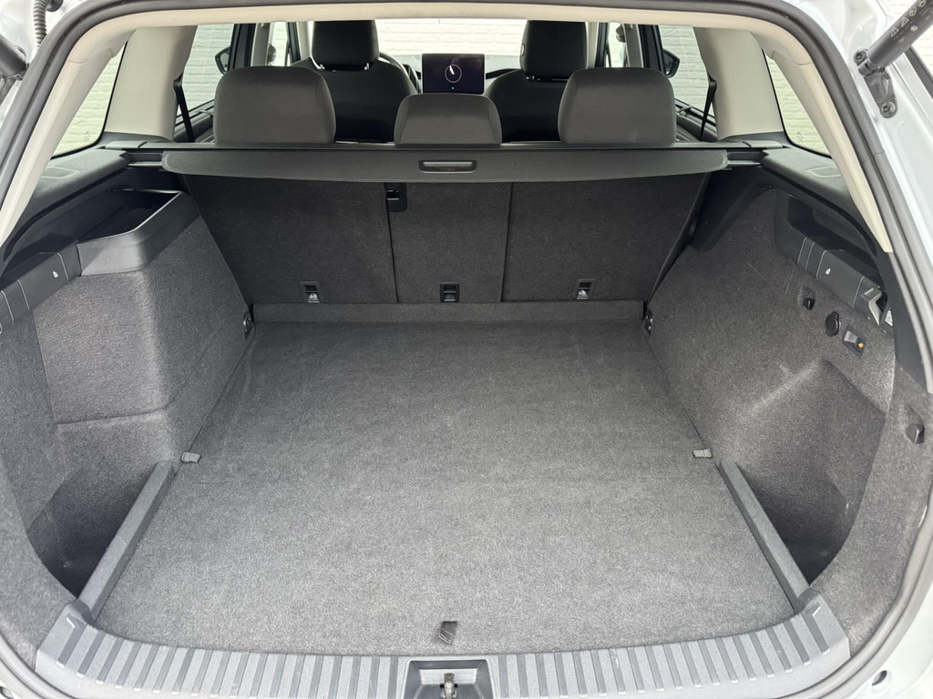 SUV Škoda Kodiaq-1.5 TSI PHEV Business Edition Full LED Adaptive cruis Climate Stoel-Stuurverwarming Apple / Android Navi Camera: slika SUV Škoda Kodiaq-1.5 TSI PHEV Business Edition Full LED Adaptive cruis Climate Stoel-Stuurverwarming Apple / Android Navi Camera SUV Škoda Kodiaq-1.5 TSI PHEV Business Edition Full LED Adaptive cruis Climate Stoel-Stuurverwarming Apple / Android Navi Camera: slika SUV Škoda Kodiaq-1.5 TSI PHEV Business Edition Full LED Adaptive cruis Climate Stoel-Stuurverwarming Apple / Android Navi Camera