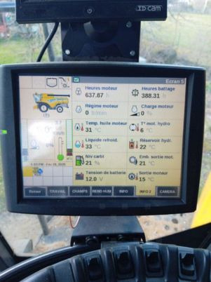 New Holland CX 780 - Kombajn za žetvu: slika New Holland CX 780 - Kombajn za žetvu New Holland CX 780 - Kombajn za žetvu: slika New Holland CX 780 - Kombajn za žetvu