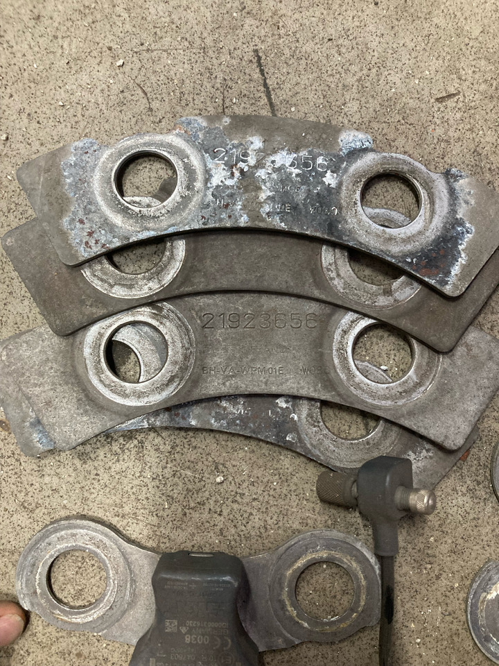 Volvo Tyre pressure sensor - Senzor: slika Volvo Tyre pressure sensor - Senzor Volvo Tyre pressure sensor - Senzor: slika Volvo Tyre pressure sensor - Senzor