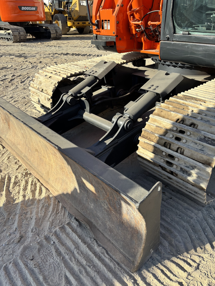 Bager gusjeničar DOOSAN DX140-3: slika Bager gusjeničar DOOSAN DX140-3