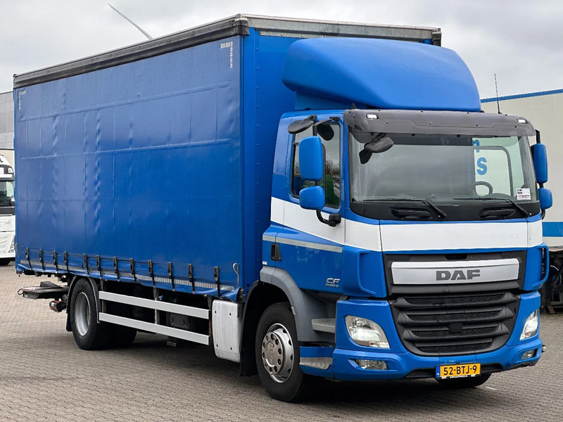 DAF CF 370 Euro 6 / BDF / Laadklep / New Tacho *New Apk* - Kamion s ceradom: slika DAF CF 370 Euro 6 / BDF / Laadklep / New Tacho *New Apk* - Kamion s ceradom DAF CF 370 Euro 6 / BDF / Laadklep / New Tacho *New Apk* - Kamion s ceradom: slika DAF CF 370 Euro 6 / BDF / Laadklep / New Tacho *New Apk* - Kamion s ceradom
