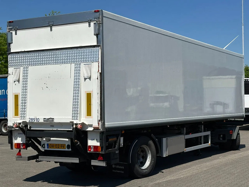 Fruehauf Gesloten City Trailer / Stuur-as / Laadklep - Poluprikolica sa zatvorenim sandukom: slika Fruehauf Gesloten City Trailer / Stuur-as / Laadklep - Poluprikolica sa zatvorenim sandukom Fruehauf Gesloten City Trailer / Stuur-as / Laadklep - Poluprikolica sa zatvorenim sandukom: slika Fruehauf Gesloten City Trailer / Stuur-as / Laadklep - Poluprikolica sa zatvorenim sandukom